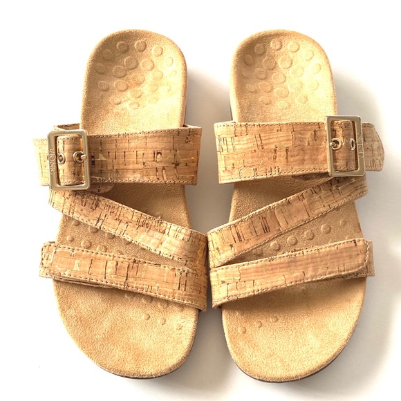 VIONIC Tan Sandals 6 - Picture 2 of 5
